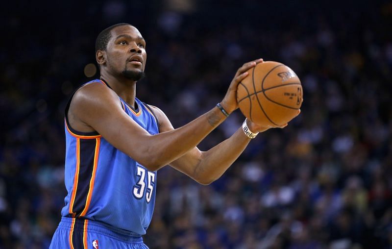 Kevin <a href='https://www.sportskeeda.com/basketball/kevin-durant' target='_blank' rel='noopener noreferrer'>Durant</a> #35 with the Oklahoma City Thunder in 2014.